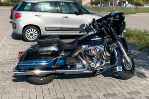 Harley Davidson Electra Glide 2014 - 43900 km
