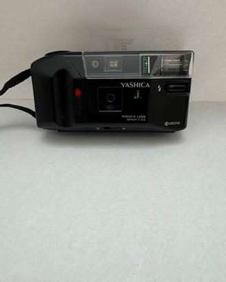 Fotocamera YASHICA