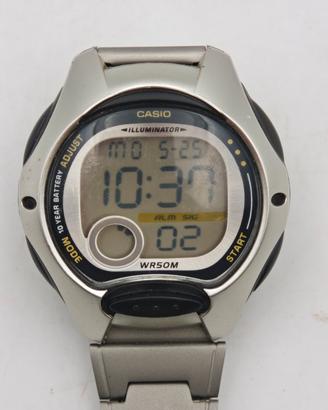 CASIO Illuminator 2672 LW-200 Orologio Digitale 