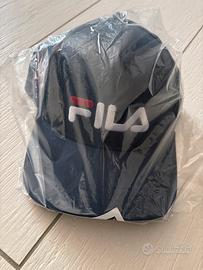 Cappellino fila