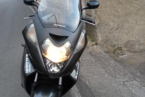 Honda silver Wing 400 cc