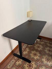 standing desk - scrivania