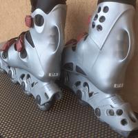 coppia pattini a rotelle misura 42