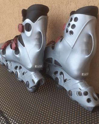 coppia pattini a rotelle misura 42