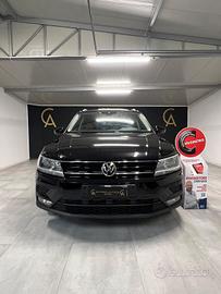 Volkswagen Tiguan 2.0 TDI SCR DSG Sport BlueMotion