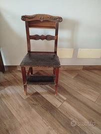 Inginocchiatoio antico in legno