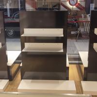 Arredo negozio completo – Scaffali, espositori