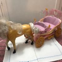 Carrozza con cavallo di Barbie