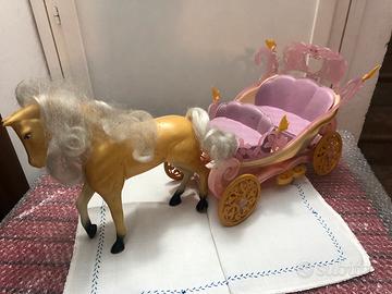 Carrozza con cavallo di Barbie