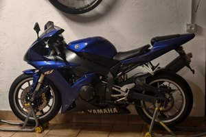 Yamaha R1 2003