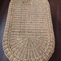 Tavolo in rattan per arredo giardino o terrazzo