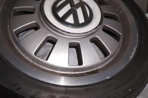 Cercgi in lega e gomme con cerchi