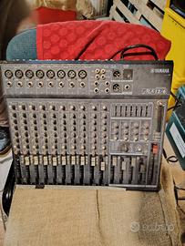 mixer audio Yamaha MX 12/6