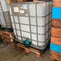 Tank pallettizzabili in plastica da 1000 litri