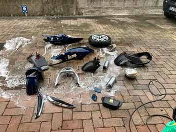 Vari pezzi di ricambio piaggio beverly