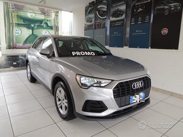 AUDI Q3 35 TDI S tronic Business