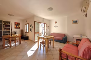 CASA SEMINDIPENDENTE A SAN VITO