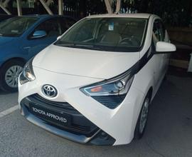 Toyota Aygo 1.0 VVT-i 72 CV 5 porte x-play