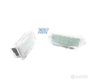 FANALI A LED PER PIEDI E PORTE BMW F30 F20 E84 F01