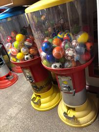 Distributore di palline