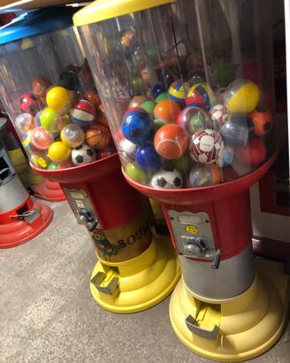 Distributore di palline