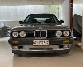 Bmw E30 318i