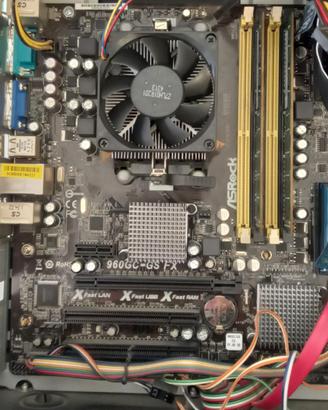 Scheda madre VINTAGE ASROCK 960GC-GS FX con cpu