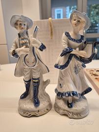 lotto vintage: coppe oro, statuine porcellana, vas