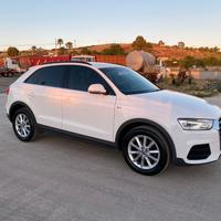 AUDI Q3 2016