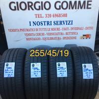 GOMME 255/45/19 disponibile il Montaggio