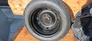 Ruota di Scorta e Fodera Fiat Panda 4x4 anno 2021 