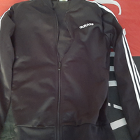Tuta adidas nera e bianca