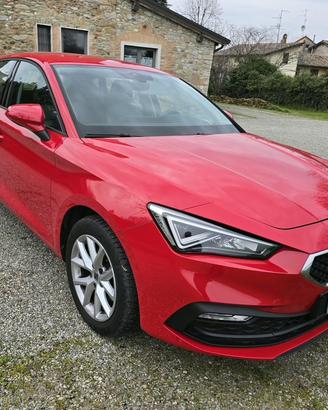 SEAT Leon 1.5 TGI buissnes 2022