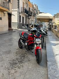 Ducati monster 696