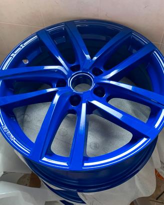 N. 4 cerchioni 17" in lega per Volkswagen
