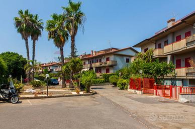 Villa a schiera - San Giovanni la Punta