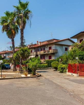 Villa a schiera - San Giovanni la Punta