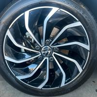 Cerchi originali 225/45 R17 Volfswagen Golf 8