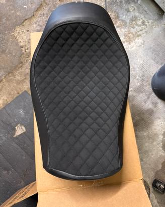 Sella per harley davidson dyna
