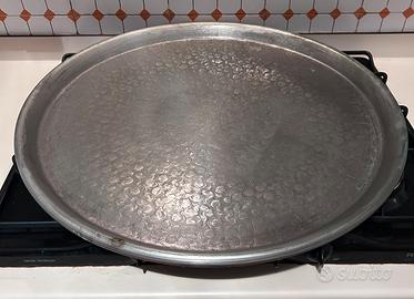 Teglia in rame martellato e stagnato detta “Testo”