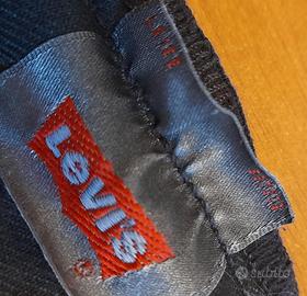 Levi's  501