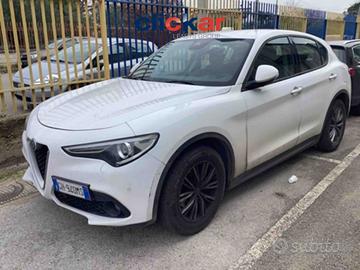 Alfa Romeo Stelvio 2.2 190CV AT8 SUPER **LED-NAV-R