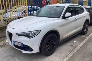 Alfa Romeo Stelvio 2.2 190CV AT8 SUPER **LED-NAV-R