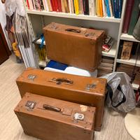 Valigie di cartone vintage più altre in pelle etc