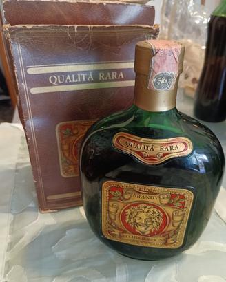 Bottiglia Vecchia Romagna qualità rara.