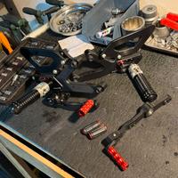 Pedane arretrate bmw s1000rr rizoma s1000r s1000xr