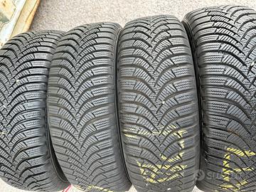 4 pneumatici usati 185/60/15 invernali Hankook