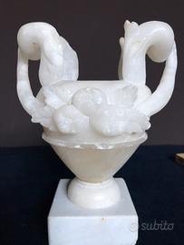 Vaso Scultura in alabastro vintage