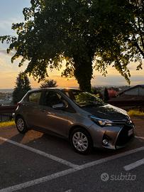 Toyota Yaris Hybrid 2015