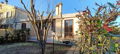 Villa a schiera Amelia [Cod. rif 3195043VRG]